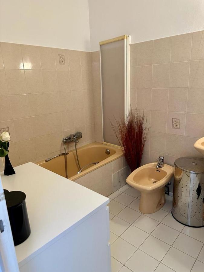 Bel Appartement Avec Vue Mer Villeneuve-Loubet Exteriör bild