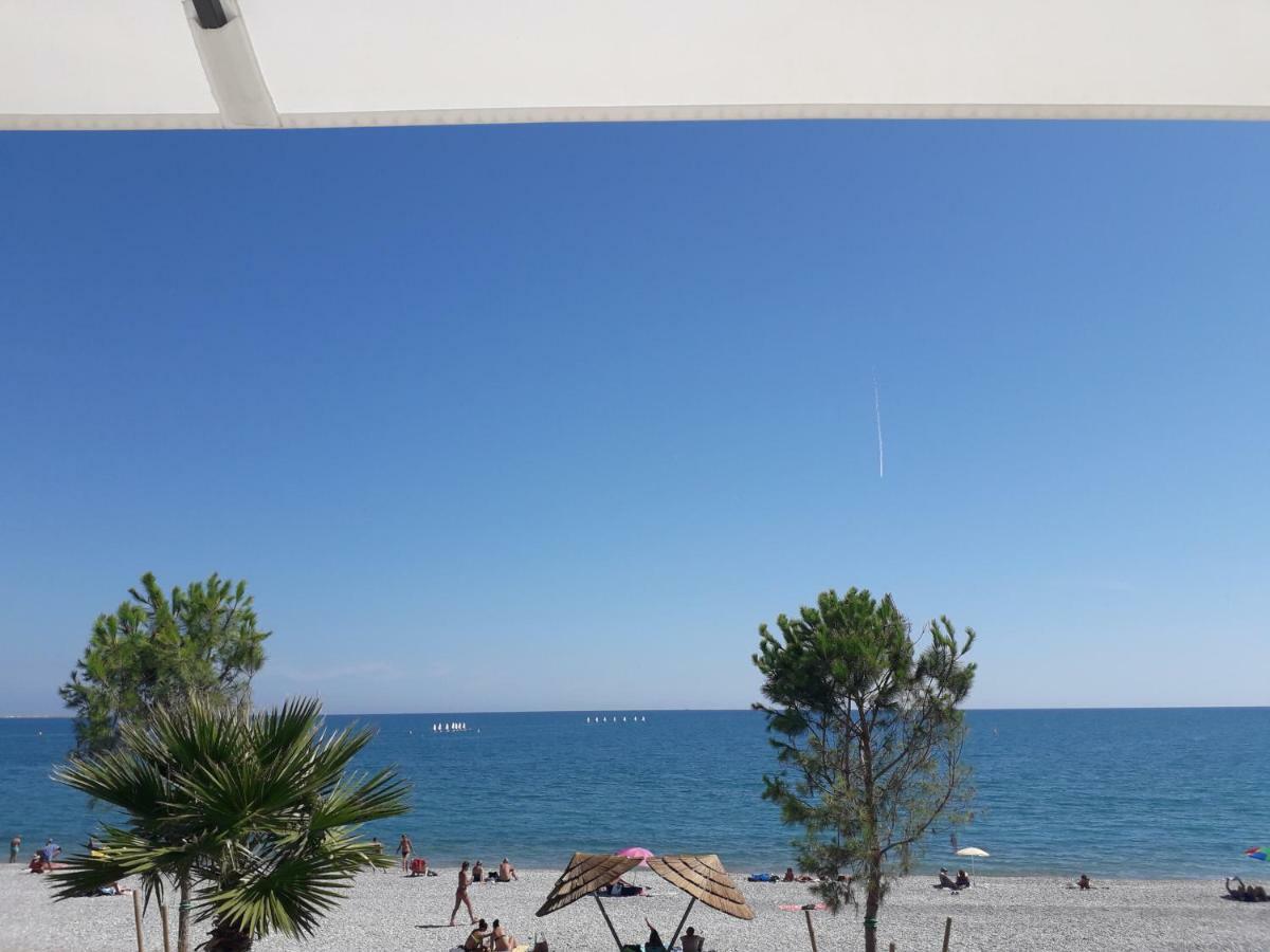 Bel Appartement Avec Vue Mer Villeneuve-Loubet Exteriör bild